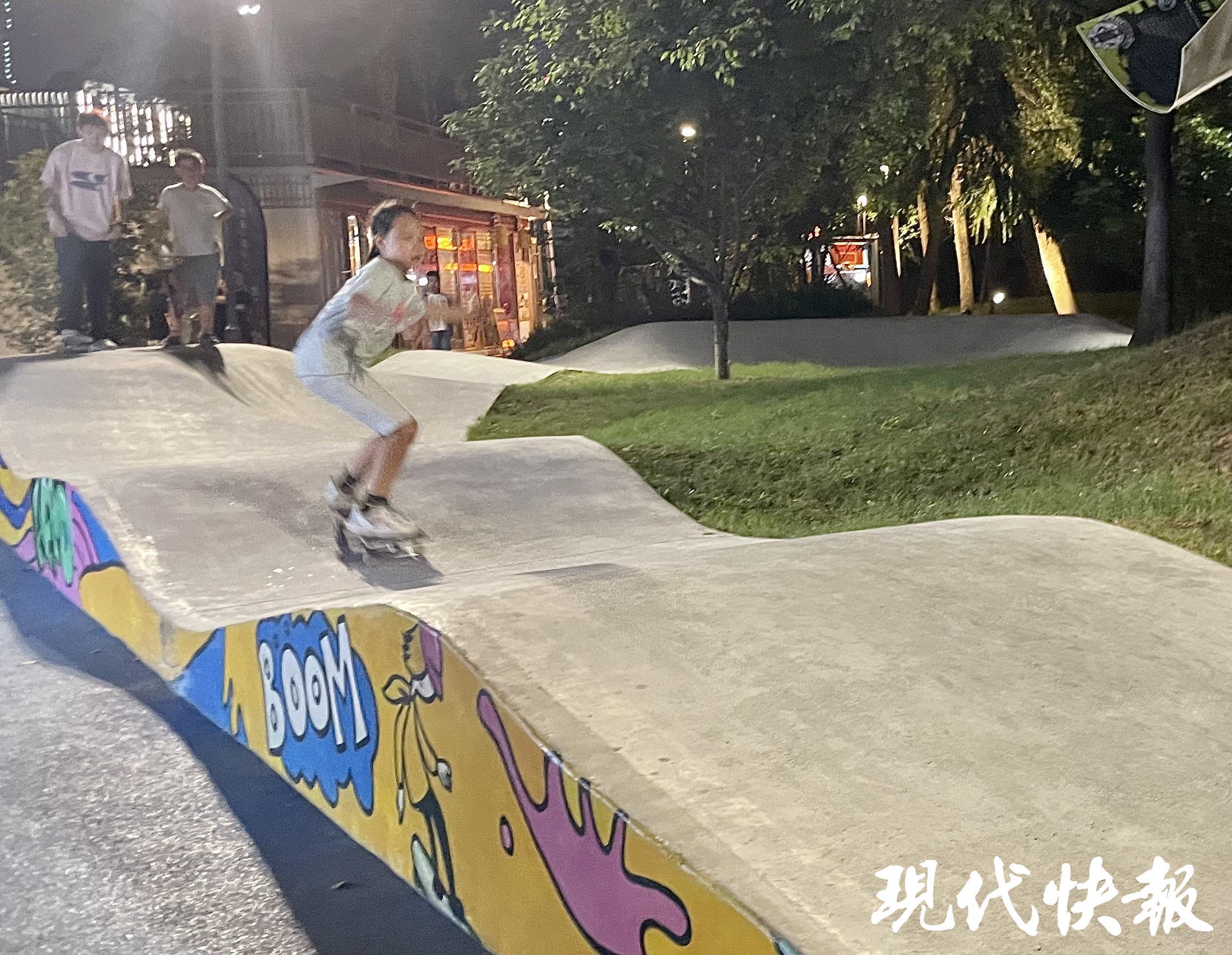 文脉华章｜奥运刮起“潮玩”风体育文皇冠体育app化的年轻态表达(图4)
