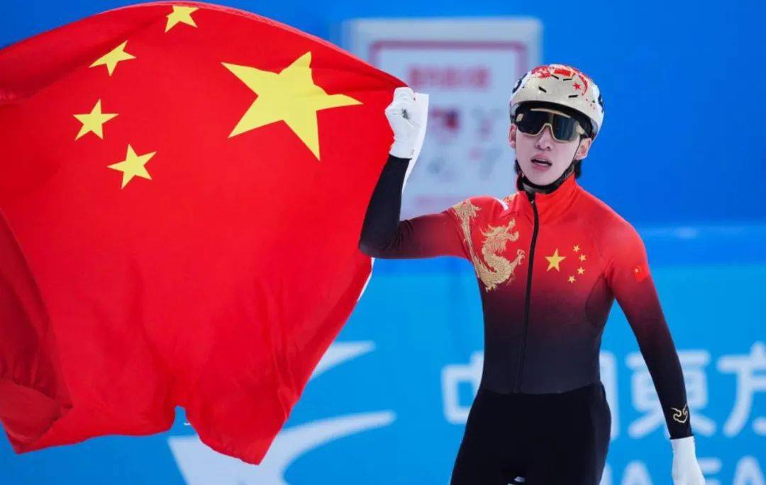 体皇冠体育下载育是什么？一位原体育局长的深刻思考(图2)